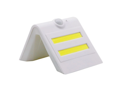 Lampada da parete bianca con sensore di movimento e due strisce LED gialle per illuminazione smart